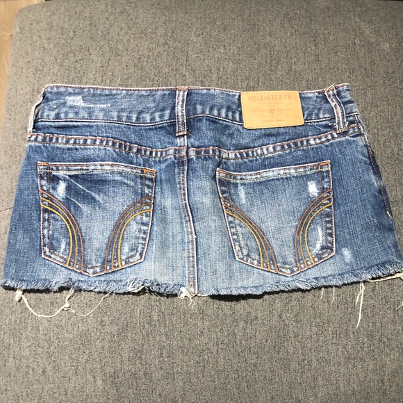 Hollister distressed denim skirt size 5 - Picture 2 of 2